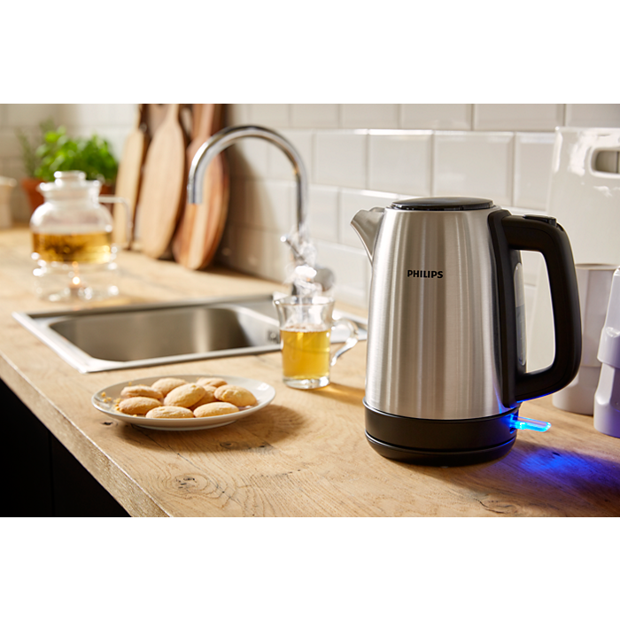 Daily Collection Metal Kettle HD9350/92 Daily Collection Metal Kettle HD9350/92